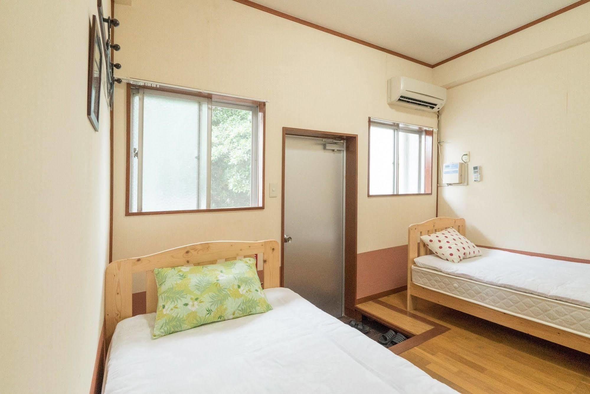沖縄の宿 行燈 あんどん Naha Exterior photo