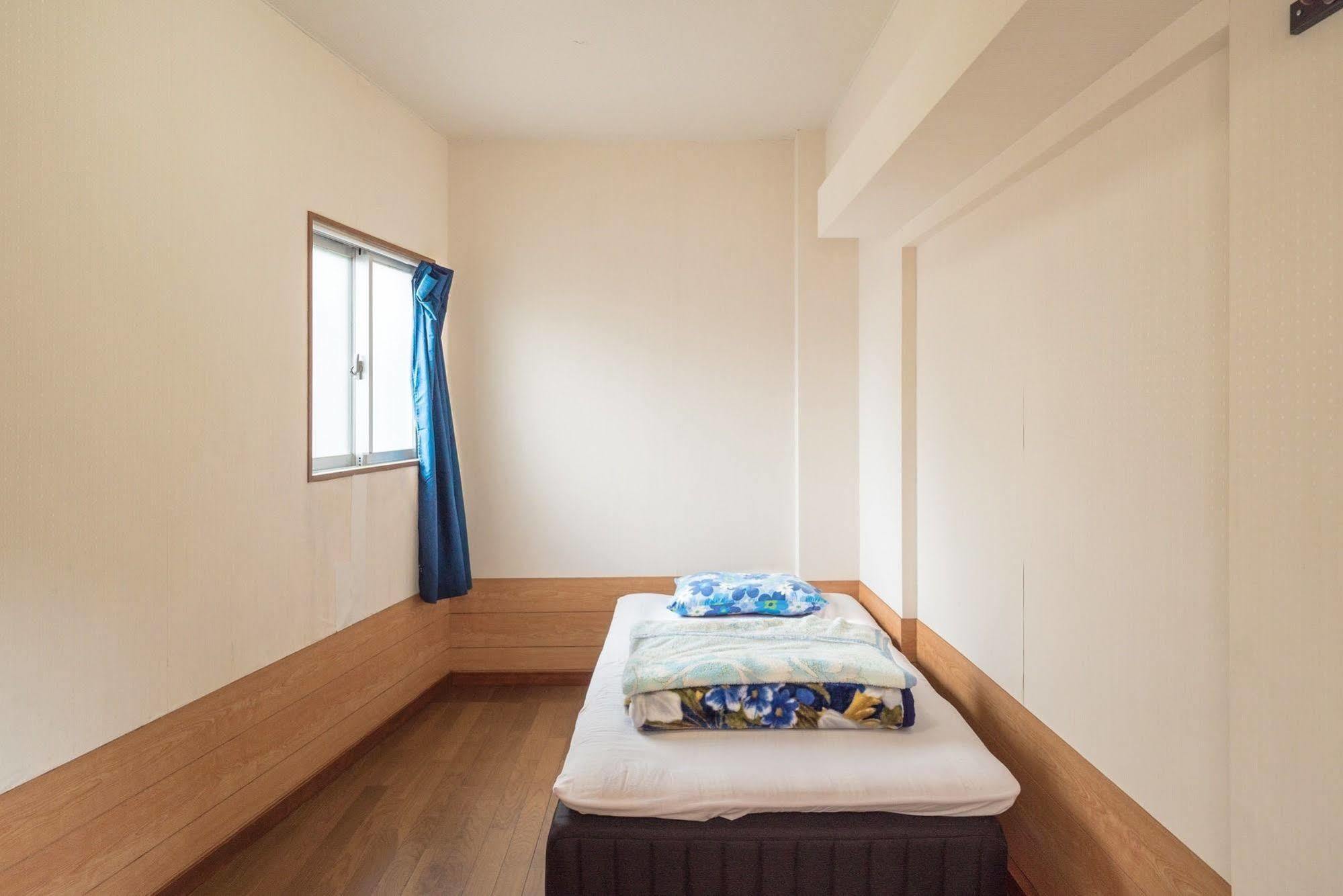沖縄の宿 行燈 あんどん Naha Exterior photo